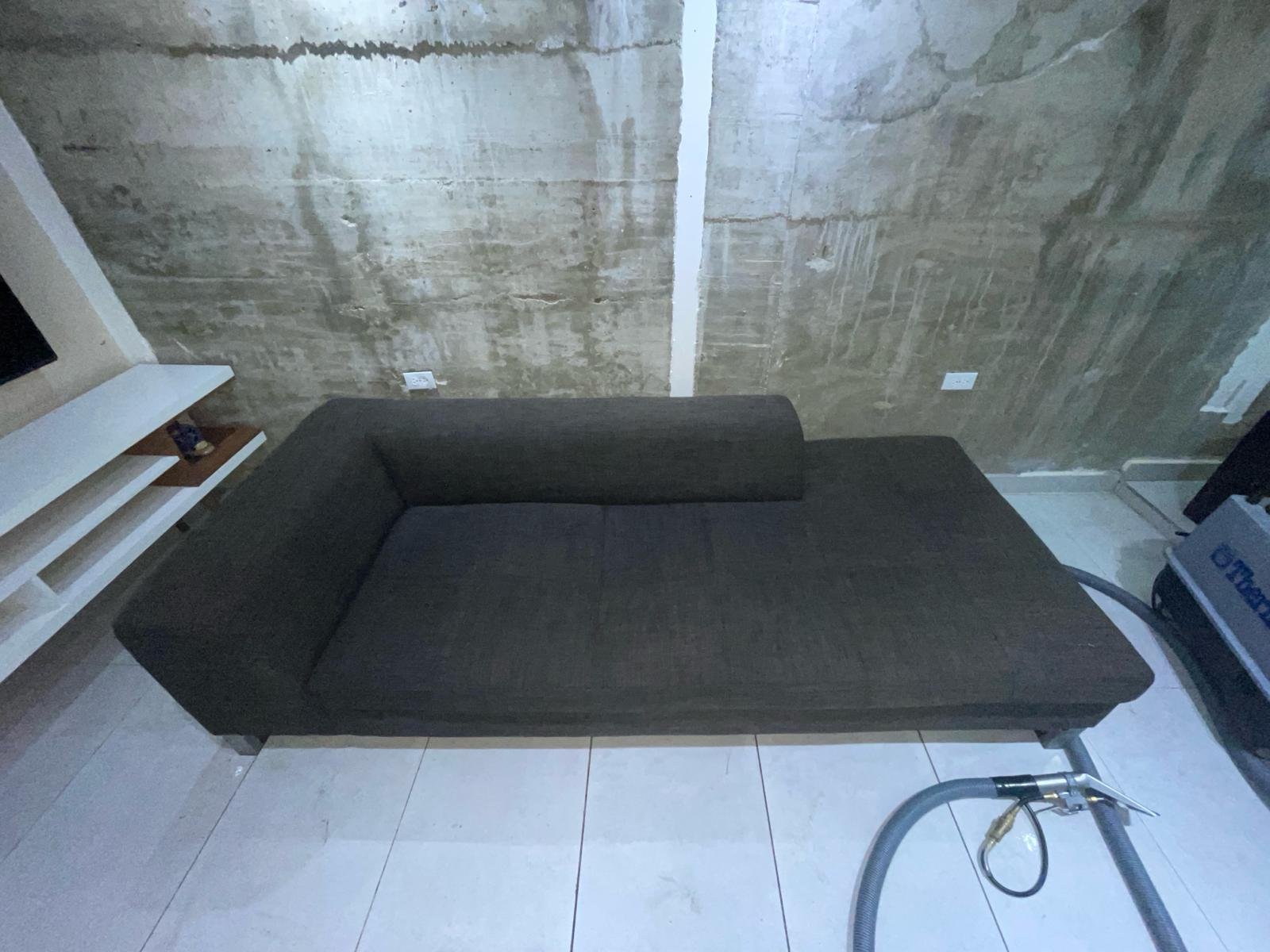 sofa despues de la limpieza de sofa